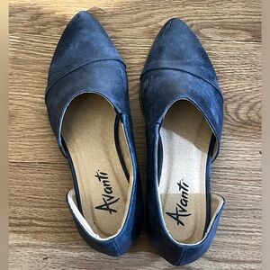 👚Avanti Shoes Women's 8 Black Slip On Pointy toe one open side Slip on blue